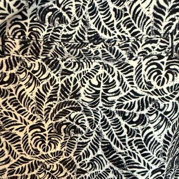 Tommy Bahama Everyday Active Pants - Picture 5 of 9